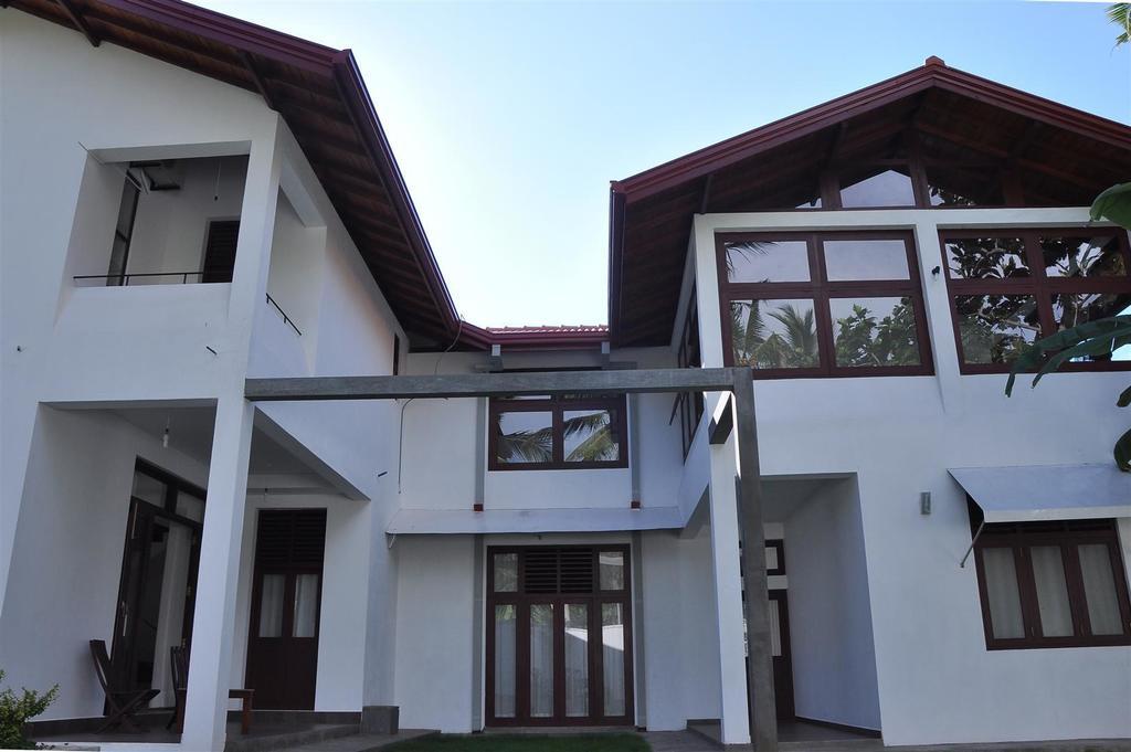 Harris Villa ヒッカドゥワ 部屋 写真